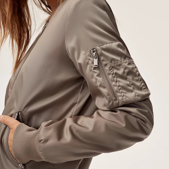 Aritzia Babaton Gilman Bomber Jacket - Picture 5 of 9
